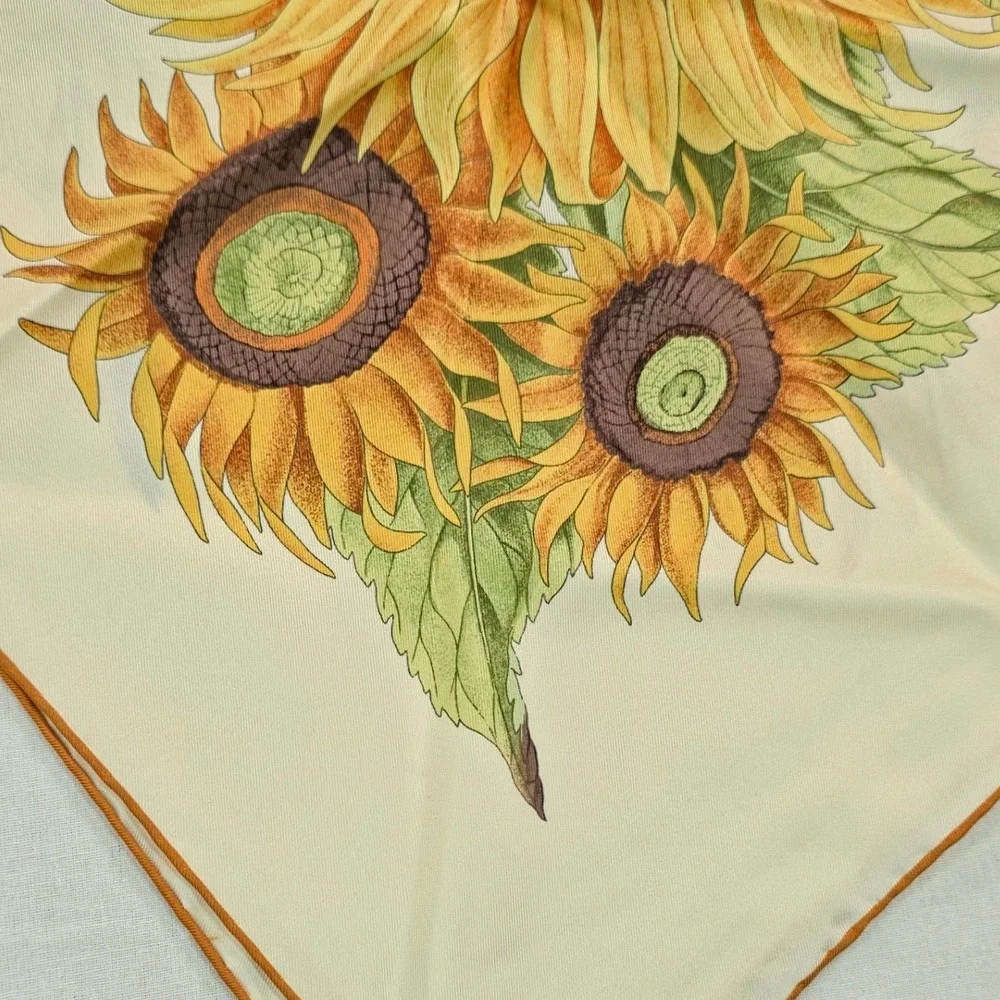 Ferragamo Womens Sunflower Silk Scarf OS Ivory/Yellow Square Foulard Italy NWT